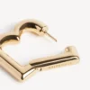 Aretes B para mujer en oro brillante