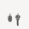 Aretes Neverlost para hombre en plata antigua