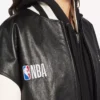 Balenciaga | Chaqueta universitaria de colaboración con la NBA en negro/blanco Balenciaga | Chaqueta universitaria de colaboración con la NBA en negro/blanco