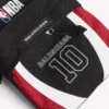 Balenciaga para hombre | Bolso cruzado Explorer en colaboración con la NBA en negro/blanco/rojo bermellón Balenciaga para hombre | Bolso cruzado Explorer en colaboración con la NBA en negro/blanco/rojo bermellón