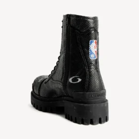 Balenciaga para hombre | Bota Combat Strike de la colaboración con la NBA en negro