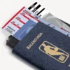 Balenciaga para hombre | Funda para celular «Passport» de la colaboración con la NBA en azul