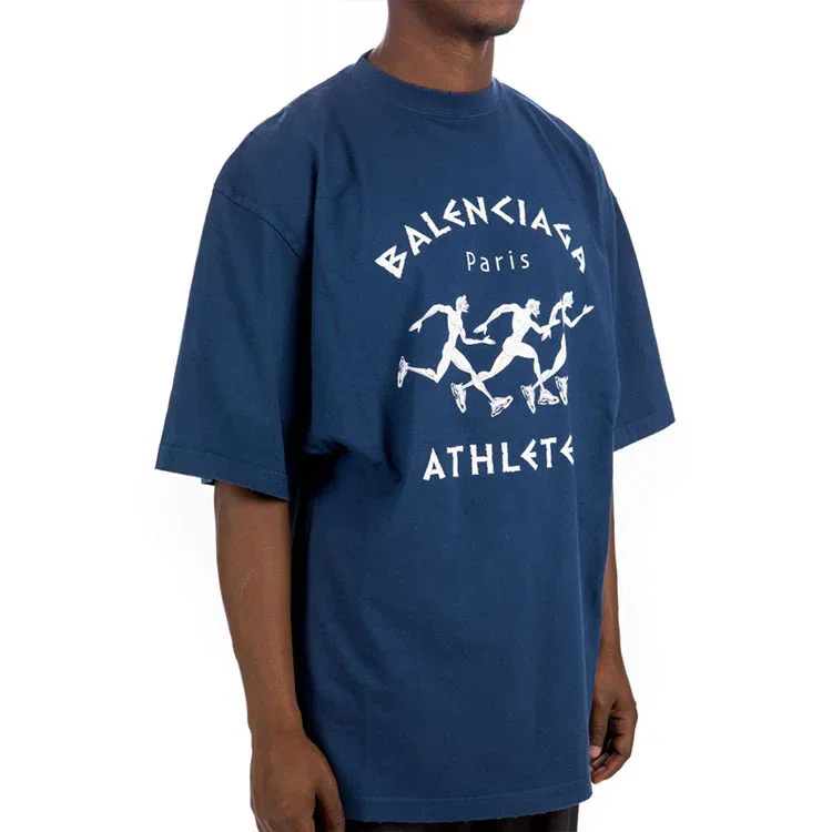 Balenciaga para hombre, temporada primavera-verano 2021, camiseta holgada de manga corta con estampado de patrón de carrera y logotipo, azul, 641614TJVK64866