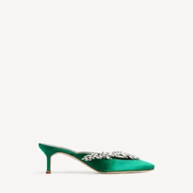 Balenciaga para mujer | Mules de Manolo Blahnik en color hierba