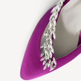 balenciaga para mujer sandalias de taln abierto de manolo blahnik en violeta 2 280x280 - Balenciaga para mujer | Sandalias de tal&oacute;n abierto de Manolo Blahnik en violeta