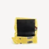 Billetera tipo clutch «Chips» en amarillo Billetera tipo clutch «Chips» en amarillo