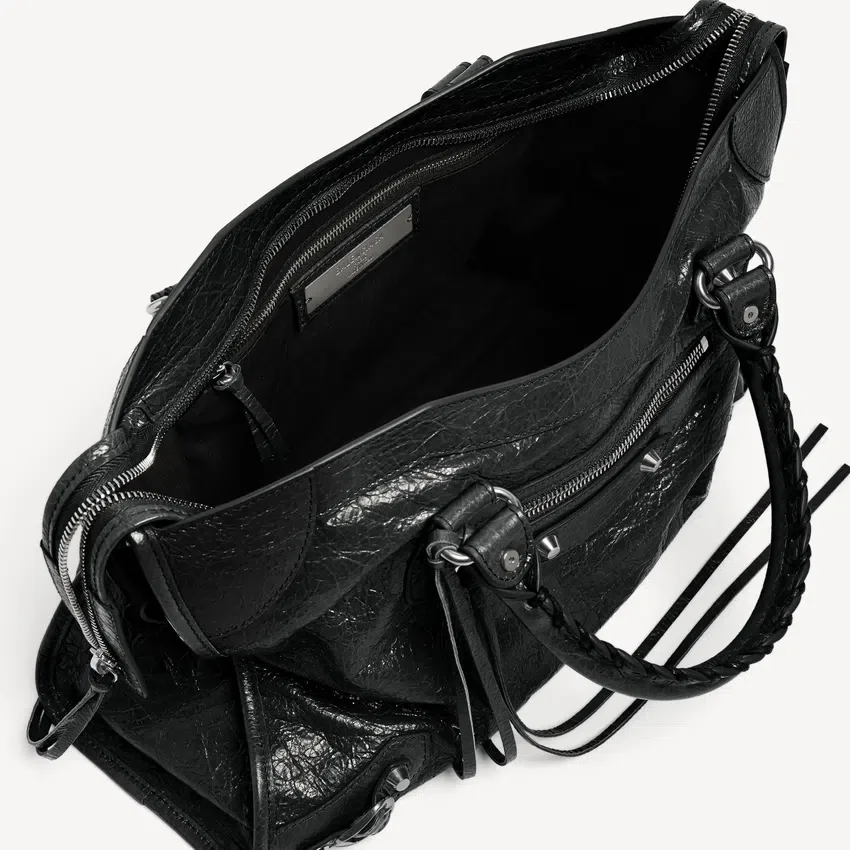 Bolso City mediano en negro Bolso City mediano en negro
