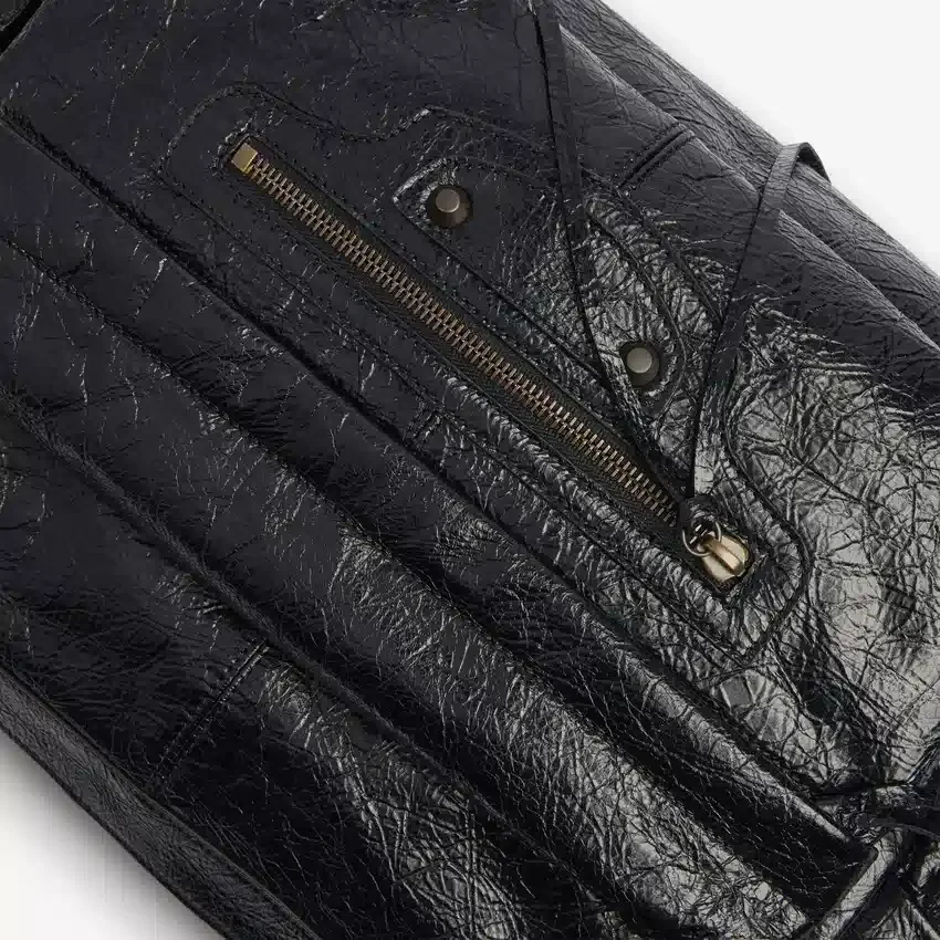 Bolso cruzado de múltiples bolsillos Le City para hombre, mediano, en negro Bolso cruzado de múltiples bolsillos Le City para hombre, mediano, en negro