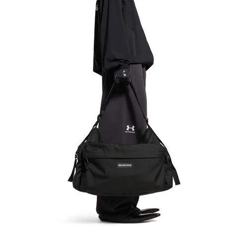 Bolso de fin de semana Explorer para hombre, mediano, con múltiples bolsillos, en negro Bolso de fin de semana Explorer para hombre, mediano, con múltiples bolsillos, en negro