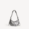 Bolso de hombro Le Cagole para mujer, tamaño pequeño, en color plateado Bolso de hombro Le Cagole para mujer, tamaño pequeño, en color plateado
