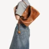 Bolso de mano Rodeo mediano para mujer en color tan vaquero Bolso de mano Rodeo mediano para mujer en color tan vaquero