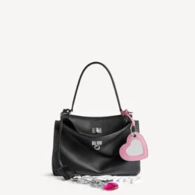 Bolso de mano Rodeo para mujer, pequeño, con dijes, en negro Bolso de mano Rodeo para mujer, pequeño, con dijes, en negro