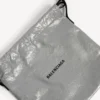 Bolso shopper para hombre con bolsa protectora y correa cruzada, mediano, en gris Balenciaga Bolso shopper para hombre con bolsa protectora y correa cruzada, mediano, en gris Balenciaga