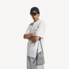 Bolso shopper para hombre con soporte para celular en gris Balenciaga Bolso shopper para hombre con soporte para celular en gris Balenciaga