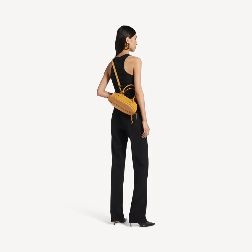 Bolso tipo boliche «Bolero» mini para mujer en color curry Bolso tipo boliche «Bolero» mini para mujer en color curry