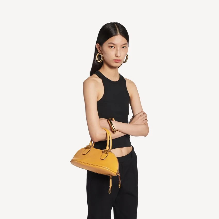 Bolso tipo boliche «Bolero» mini para mujer en color curry Bolso tipo boliche «Bolero» mini para mujer en color curry