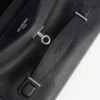 Bolso tipo mensajero Le 7 Cube para hombre, tamaño pequeño, en negro Bolso tipo mensajero Le 7 Cube para hombre, tamaño pequeño, en negro