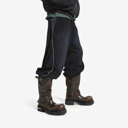 Botas Venom para hombre en color marrón Botas Venom para hombre en color marrón