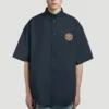 Camisa con estampado del logotipo universitario «Est. 1917» en azul oscuro 675643TYB184100
