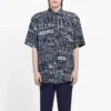 Camisa de manga corta con estampado tipográfico mixto del logotipo «Negro Gris» 556854TELF21269