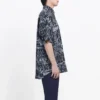 Camisa de manga corta con estampado tipográfico mixto del logotipo «Negro Gris» 556854TELF21269
