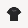 Camiseta para hombre de corte mediano con diseño esquemático en negro Camiseta para hombre de corte mediano con diseño esquemático en negro