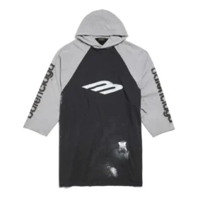 Camiseta raglán con capucha y estampado 3B, oversize, «Negro» 790403TQVT51083