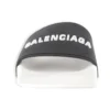 Chanclas de piscina «Alternativa en blanco y negro» 565826W1S889010