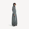 Chaqueta de chándal de cuello alto para mujer en color gris elefante