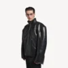 Chaqueta de piel de cordero con cremallera para hombre en negro