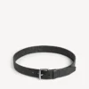 Cinturón para hombre con logotipo grabado en relieve en negro Cinturón para hombre con logotipo grabado en relieve en negro