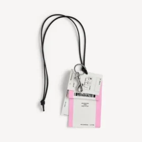 Colgante/llavero para hombre con diseño de boleto de tren en blanco/negro/rosa