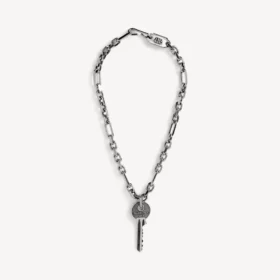 Collar fino Neverlost para hombre en plata antigua
