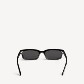 Gafas de sol rectangulares para uso diario en negro