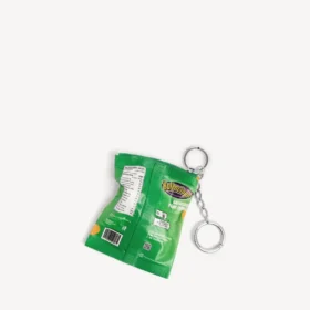 Llavero con dije «chips» en verde