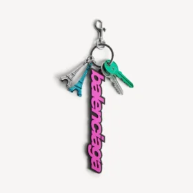 Llavero con dijes de Balenciaga estilo motero para mujer en rosa/negro