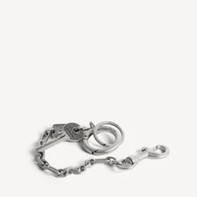 Llavero Neverlost para hombre en plata antigua