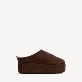 Mules de plataforma blanda Alaska para mujer en color espresso claro Mules de plataforma blanda Alaska para mujer en color espresso claro