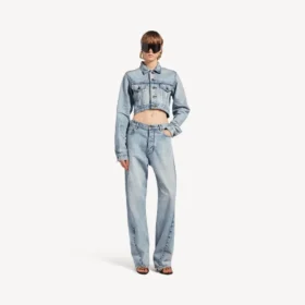 Pantalones de mezclilla para mujer con costuras retorcidas en azul claro decolorado
