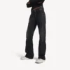 Pantalones rectos urbanos para mujer en negro Pantalones rectos urbanos para mujer en negro