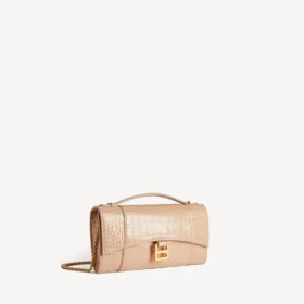 Pochette de mujer con forma de Hourglass y cadena en color nude Pochette de mujer con forma de Hourglass y cadena en color nude