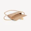 Pochette de mujer con forma de Hourglass y cadena en color nude Pochette de mujer con forma de Hourglass y cadena en color nude