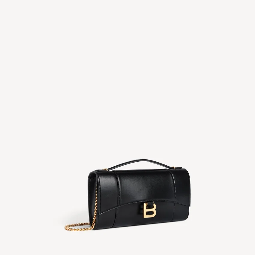Pochette de mujer con forma de Hourglass y cadena en negro Pochette de mujer con forma de Hourglass y cadena en negro
