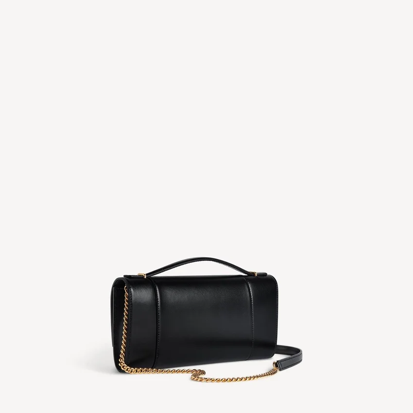 Pochette de mujer con forma de Hourglass y cadena en negro Pochette de mujer con forma de Hourglass y cadena en negro