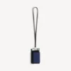 Porta celular para hombre en azul pasaporte