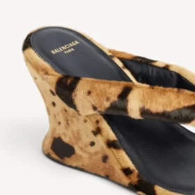 Sandalia de cuña Gaeta para mujer con estampado de leopardo