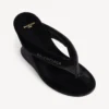 Sandalia de cuña Gaeta para mujer en negro Sandalia de cuña Gaeta para mujer en negro