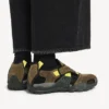 Sandalias deportivas de senderismo para hombre en color topo/negro/amarillo neón Sandalias deportivas de senderismo para hombre en color topo/negro/amarillo neón