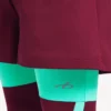 Shorts técnicos para hombre en color burdeos/aguamarina