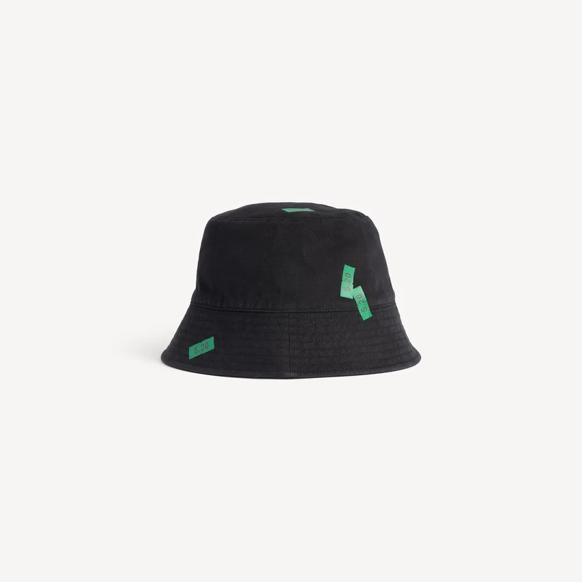 Sombrero de pescador para mujer con pegatinas 520 en negro Sombrero de pescador para mujer con pegatinas 520 en negro